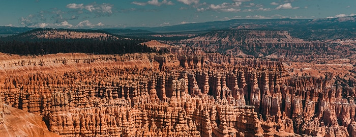 orange spires in the mountains - social anxiety hypnosis guide 